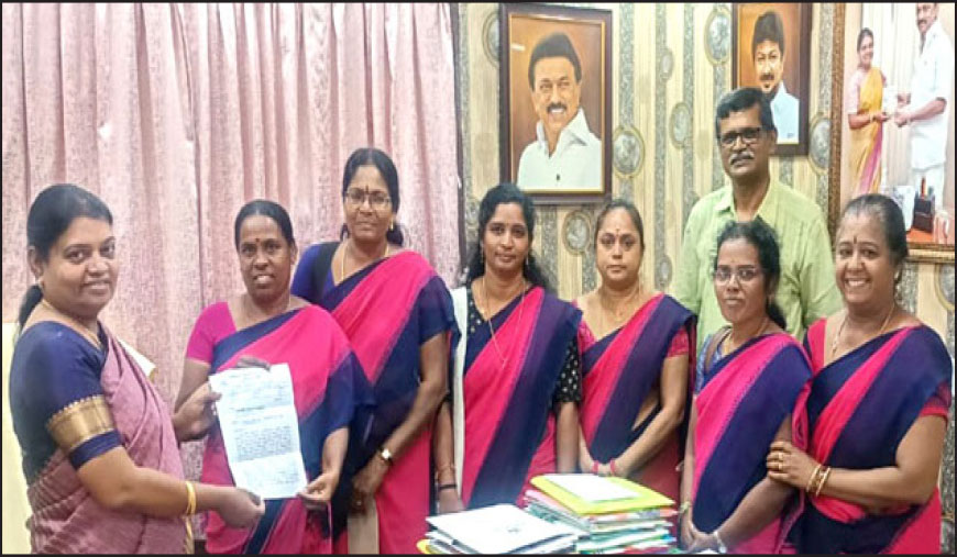 அங்கன்வாடி ஊழியர் - உதவியாளர் போராட்டம் தலைவர்களுடன் அமைச்சர் பேச்சுவார்த்தை