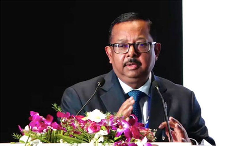 நீதித்துறை ஒரு தரப்பிற்கு ஆதரவாகச் செயல்படக் கூடாது உச்சநீதிமன்ற நீதிபதி உஜ்ஜல் புயான் அறிவுறுத்தல்